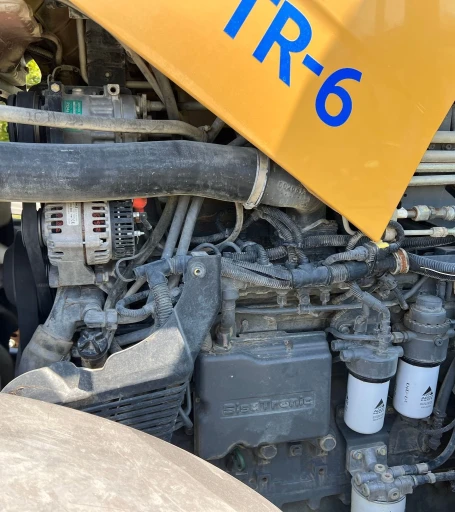 2014 Challenger MT585D tractor