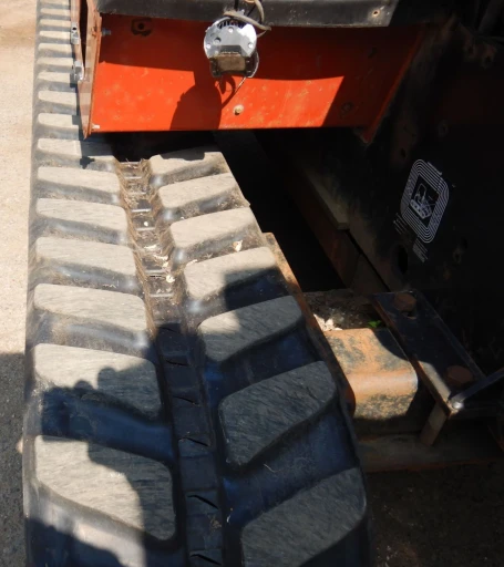 2004 Ditch Witch HT115 cable plow