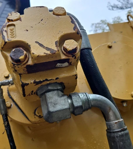 2014 Vermeer RTX1250 cable plow