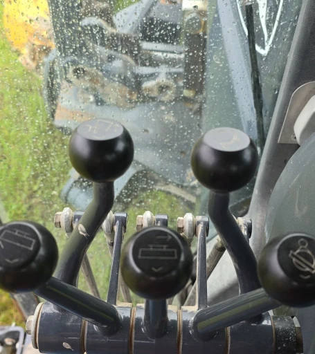 2013 John Deere 770G motor grader