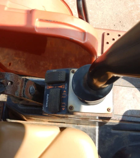 2004 Ditch Witch HT115 cable plow