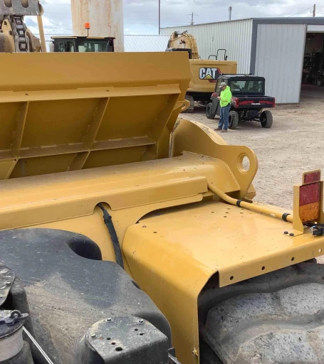 2017 Caterpillar 623K Self Propelled Elevating Scraper