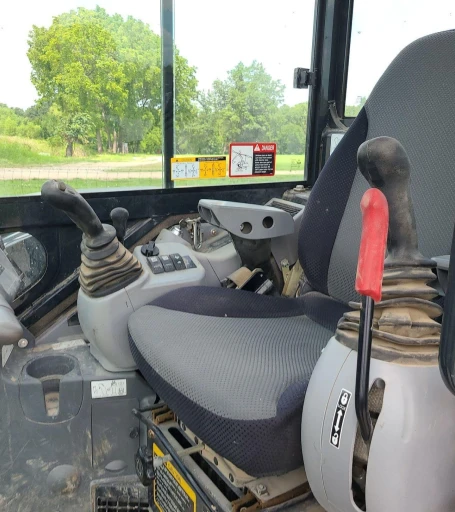 2021 John Deere 60G mini excavator