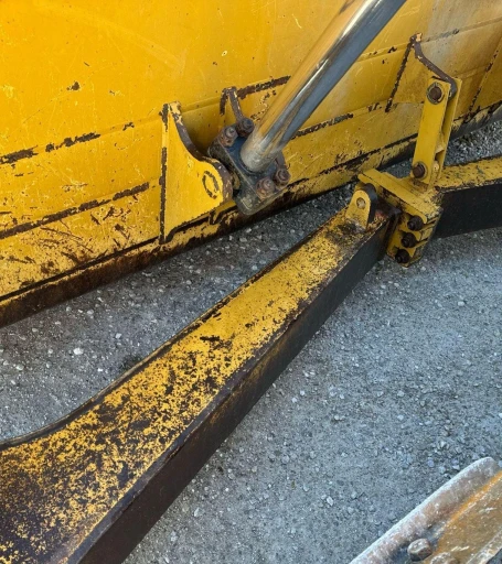 2011 Caterpillar D6T XL dozer