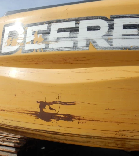 2011 John Deere 240DLC excavator