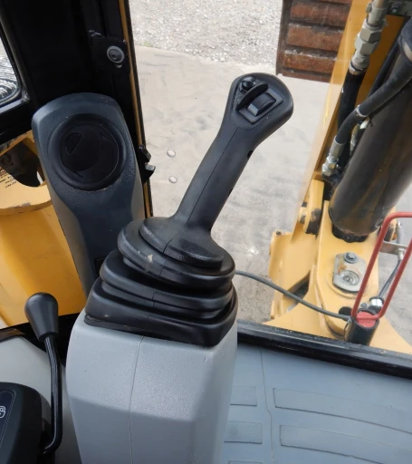 2014 Caterpillar 430F backhoe