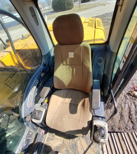 2011 JCB JS220LC Excavator