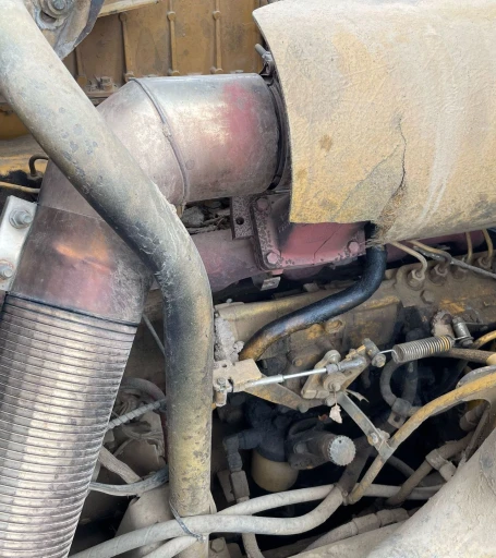 2000 Caterpillar D300E Series II water wagon