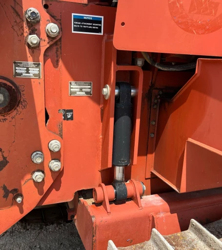 2006 Ditch Witch HT185 cable plow