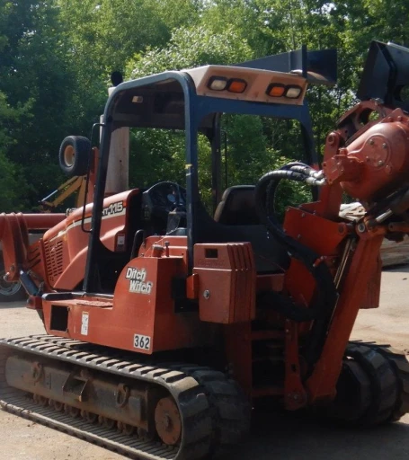 2004 Ditch Witch HT115 cable plow