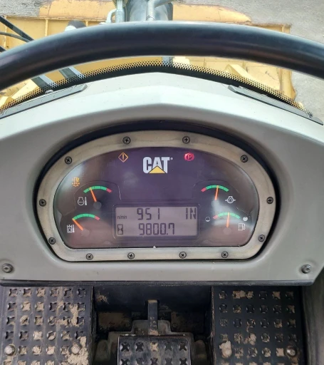 2008 Caterpillar 963D track loader