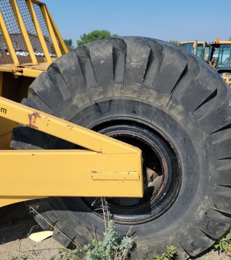 Volvo T450D 4WD scraper tractor
