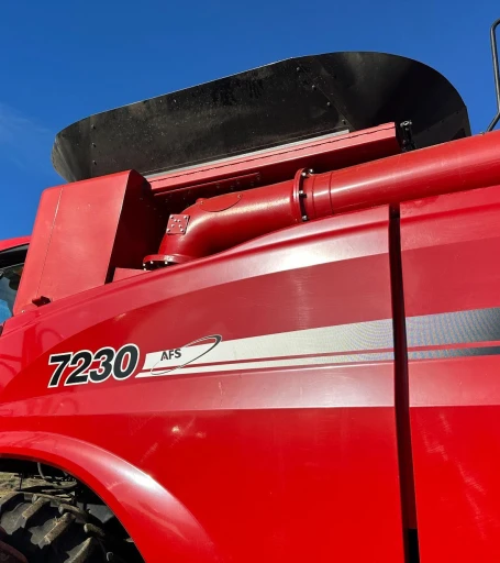 2013 Case IH 7230 2WD Combine