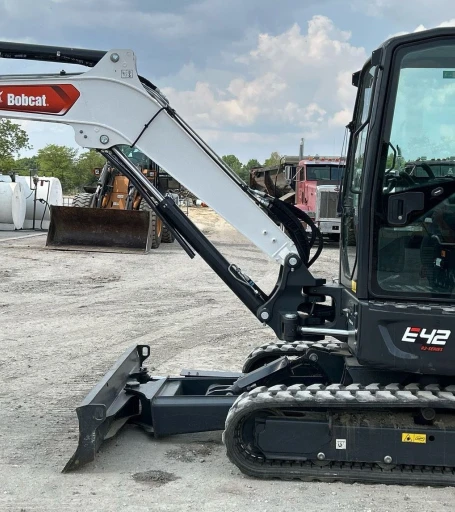 2021 Bobcat E42 R2 series mini excavator