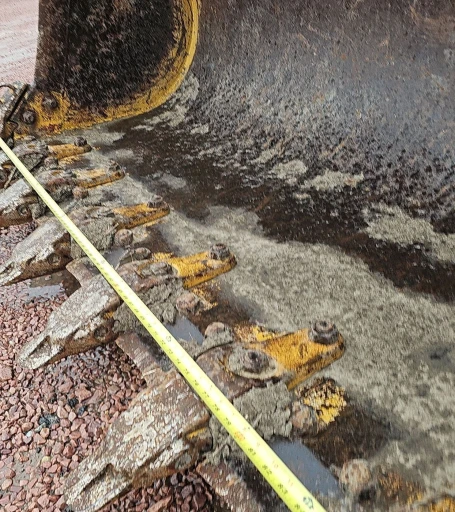 2015 Caterpillar 963D track loader