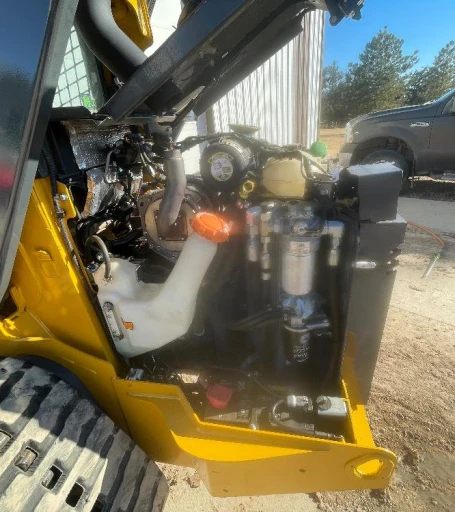 2021 John Deere 325G Skid Steer