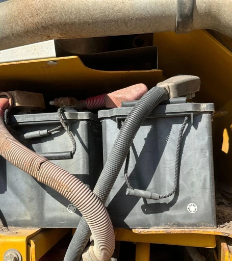 2013 John Deere 772G motor grader