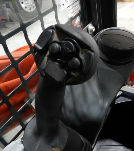 2019 Kubota SVL95-2S tracked skid steer loader
