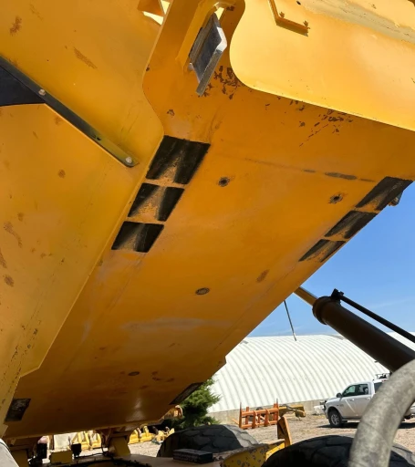 2011 Volvo A40F haul truck