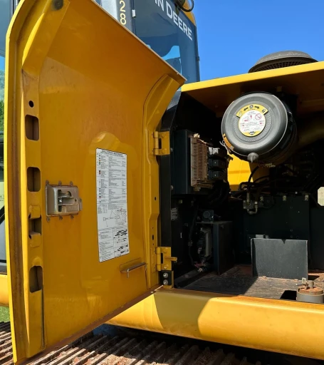 2014 John Deere 250G LC excavator