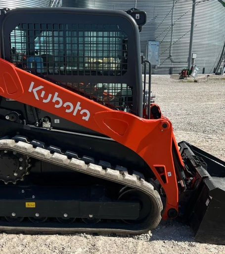 2022 Kubota SVL75-2 tracked skid steer loader