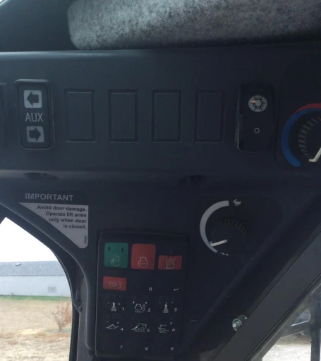 2018 John Deere 331G Skid Steer