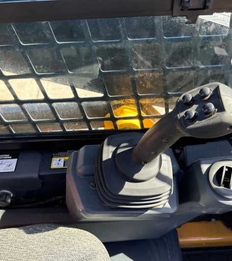 2023 John Deere 317G tracked skid steer loader