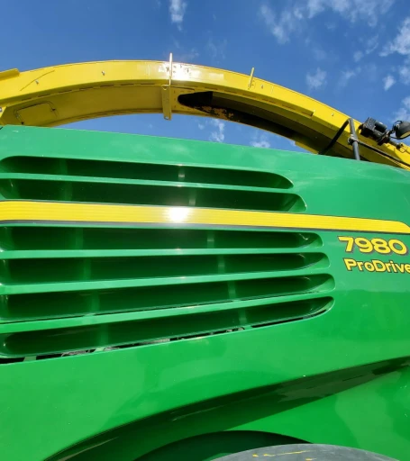 2015 John Deere 7980 Self-Propelled Forage Harvester
