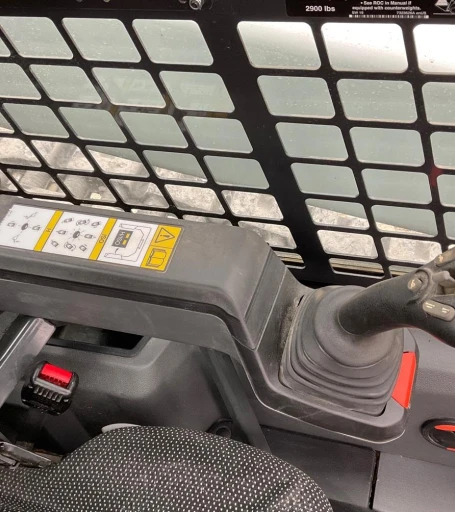 2021 Bobcat T76 R-Series Compact Track Loader
