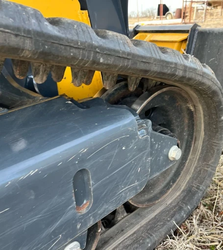 2019 John Deere 325G tracked skid steer loader