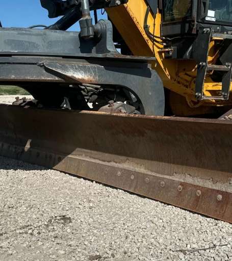 2013 John Deere 772G motor grader