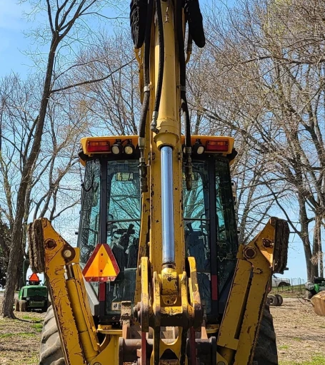 2007 John Deere 710G backhoe