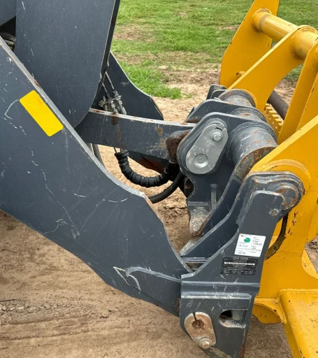 2022 John Deere 544 P-Tier wheel loader