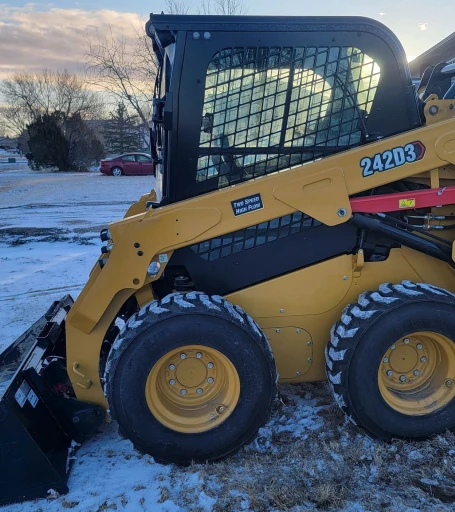 2021 Caterpillar 242D3 skid steer loader