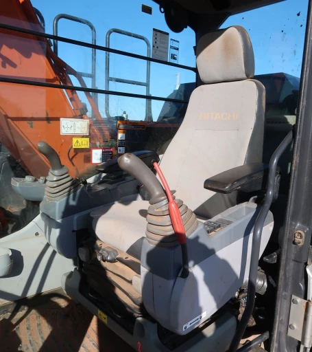 2016 Hitachi ZAXIS ZX160LC-6N