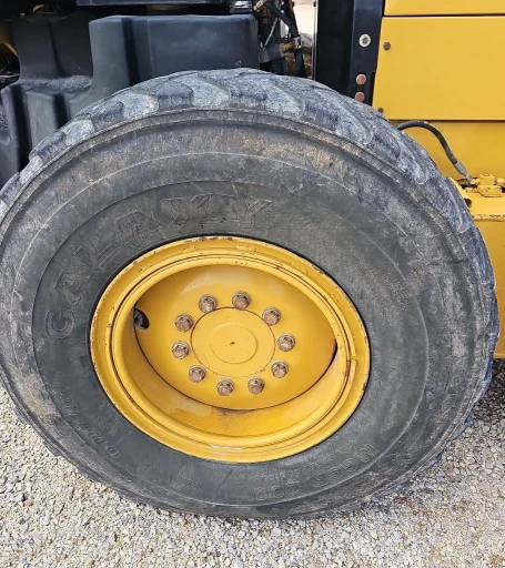 2013 Caterpillar 12M2 VHP Plus motor grader