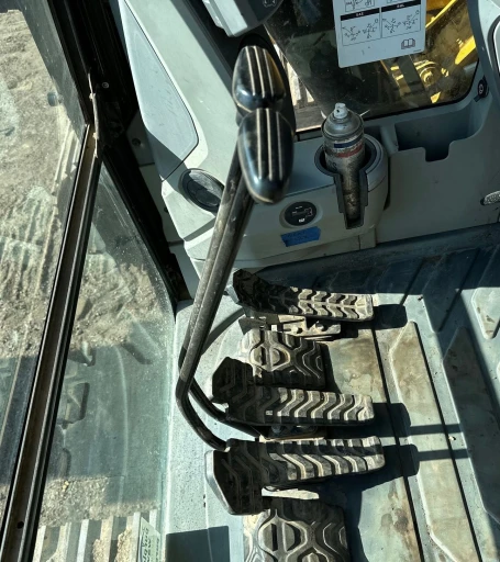 2015 Caterpillar 323FL excavator