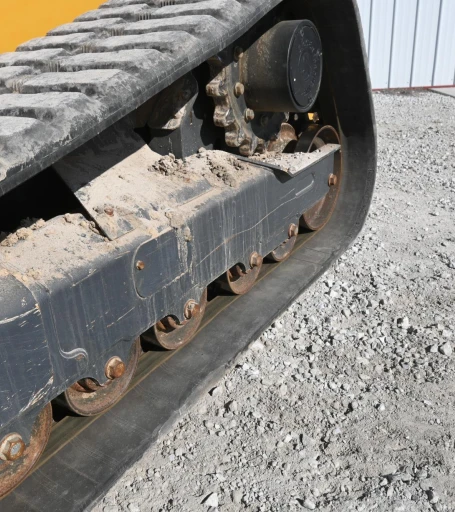 2022 John Deere 331G compact track loader