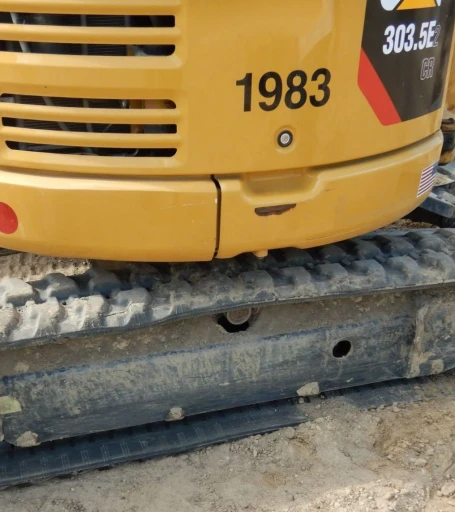 2017 Caterpillar 303.5 E2 mini excavator