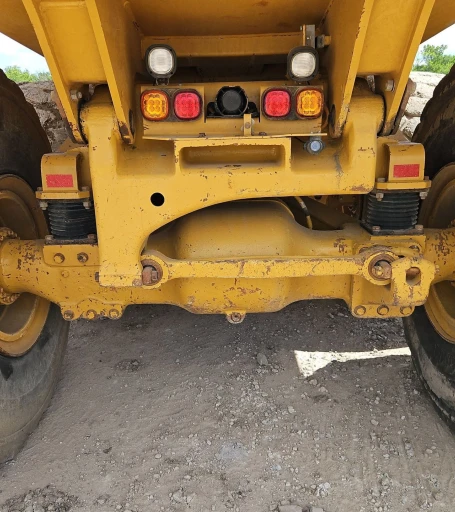 2013 Caterpillar 740B haul truck