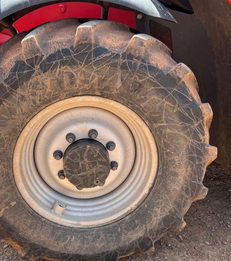 2017 Manitou MLT840 telehandler