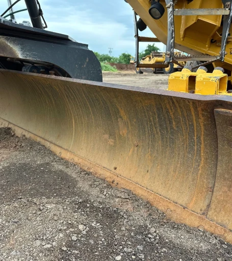 2013 John Deere 772GP motor grader