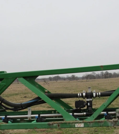 2014 John Deere R4038 self-propelled sprayer