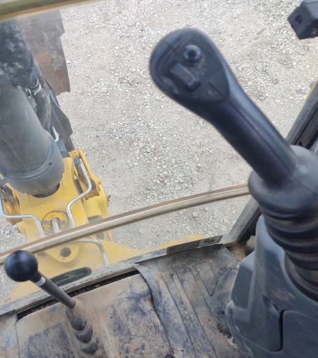 2018 John Deere 410L backhoe