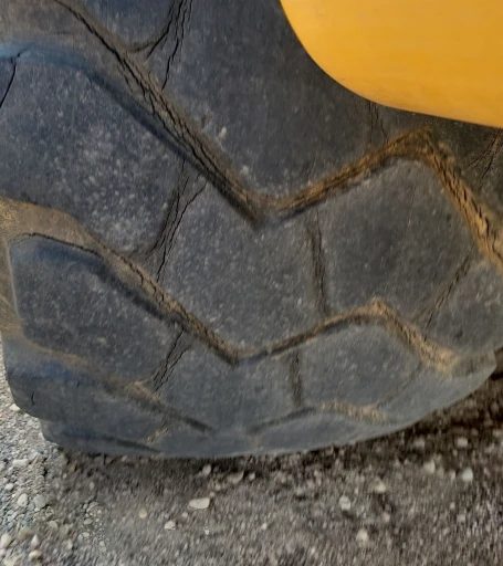 Volvo T450D 4WD scraper tractor
