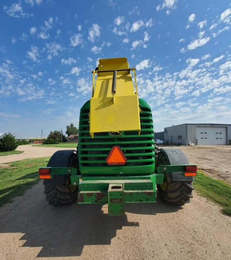 2015 John Deere 7980 Self-Propelled Forage Harvester