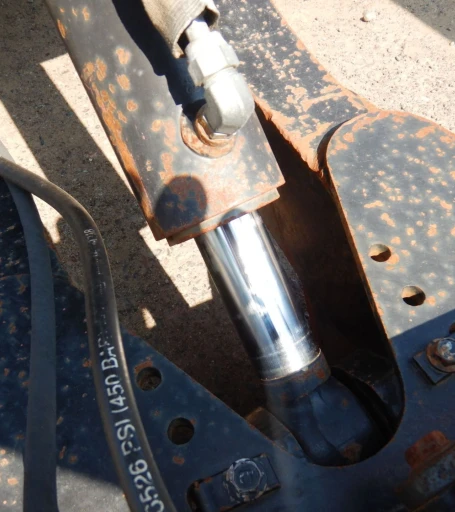 2004 Ditch Witch HT115 cable plow