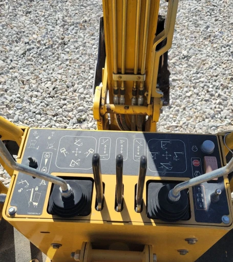 2017 Vermeer RTX750 trencher