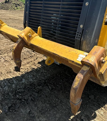 2016 Caterpillar 953D track loader