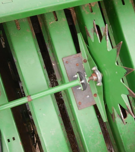 2016 John Deere L340 square baler